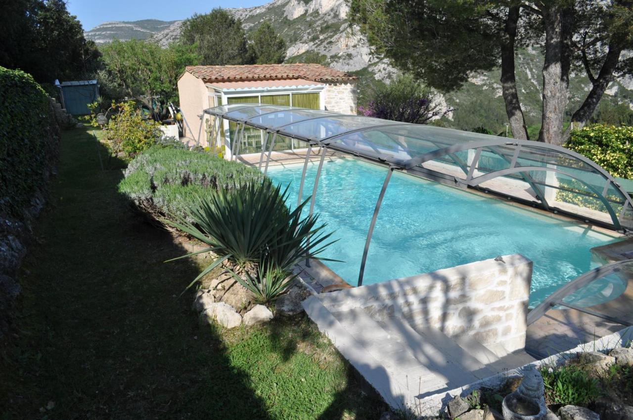 Lou Pin Dou Papet Bed & Breakfast Roquevaire Eksteriør bilde